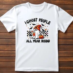 Halloween tshirt | October Tshirt | Ghost | Fall tee | Fall Fashion | Style